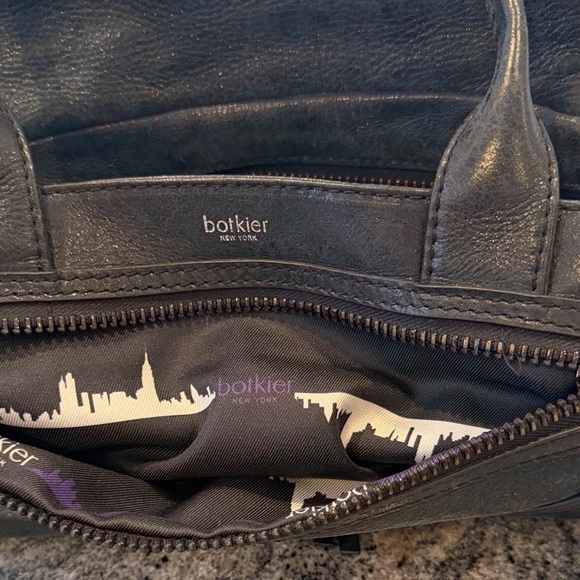 Botkier Glossy Black Shoulder Bag - Picture 5 of 7